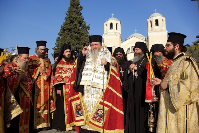 9305 - Η αναχώρηση της Αγίας Ζώνης από την Μητρόπολη Καλαμαριάς (19 Νοεμβρίου 2016) - Φωτογραφία 12