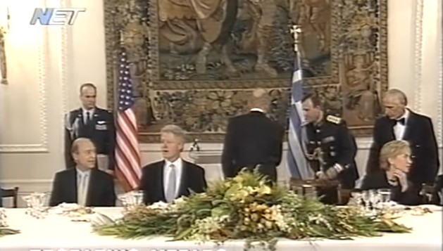 H ΙΣΤΟΡΙΚΗ ομιλία του Κωστή Στεφανόπουλου ενώπιον του Μπιλ Κλίντον, ύμνος στην ειρήνη [video] - Φωτογραφία 1