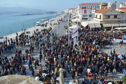 Μεγαλειώδη Πανσαμιακή συγκέντρωση στη Σάμο για το μεταναστευτικό! ΟΧΙ είπαν οι Σαμιώτες! Video...δηλώσεις! - Φωτογραφία 2