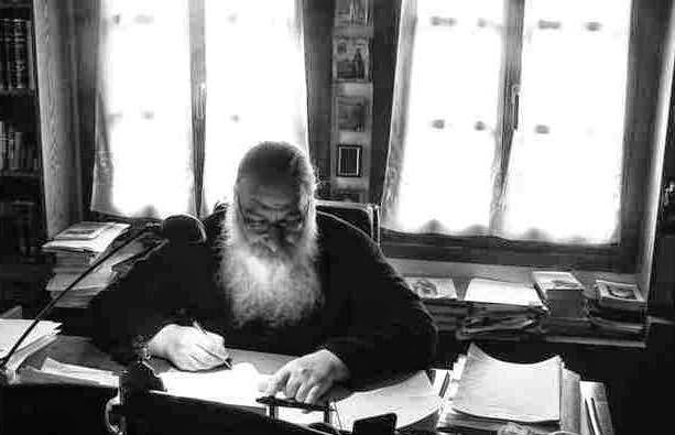 9334 - Γραπτά κείμενα του Γέροντα Μωυσή του Αγιορείτη (1952-2014) - Φωτογραφία 1
