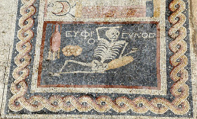 Μυστηριώδη ψηφιδωτά ελληνικού ενδιαφέροντος που πονοκεφαλιάζουν την αρχαιολογία - Φωτογραφία 1