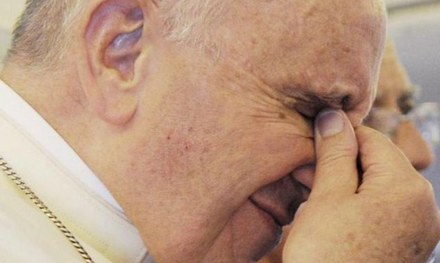 Πάπας Φραγκίσκος: Λυπηρή είδηση ο θάνατος του Φιντέλ Κάστρο - Φωτογραφία 1