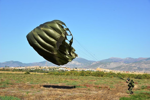 Σχολείο Βασικής Εκπαίδευσης Αλεξιπτωτιστών - Φωτογραφία 7