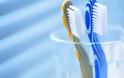 Πώς να προστατεύσετε την οδοντόβουρτσά σας από τα μικρόβια