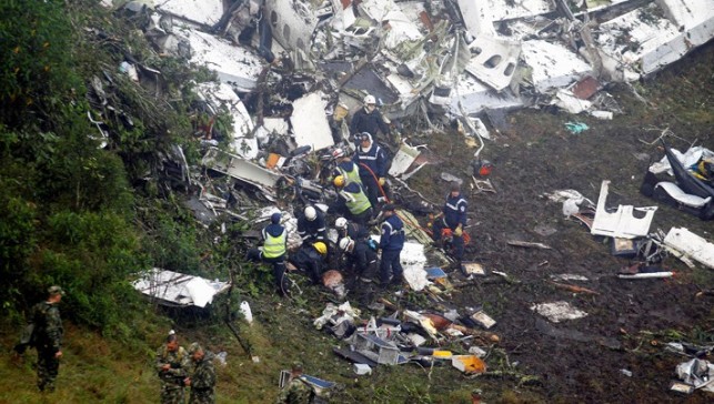 Η αεροπορική τραγωδία με δεκάδες νεκρούς που βύθισε στο πένθος τη Βραζιλία - Φωτογραφία 1