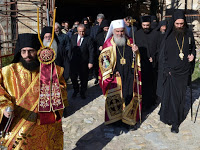 9374 - Ο Πατριάρχης της Σερβίας κ. Ειρηναίος στην Ιερά Μονή Χιλιανδαρίου. Θα προεξάρχει των εορταστικών εκδηλώσεων στην πανήγυρη του μοναστηριού. - Φωτογραφία 2