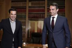 Public Issue: Βυθίστηκε η δημοτικότητα Τσίπρα - Καταλληλότερος ο Μητσοτάκης