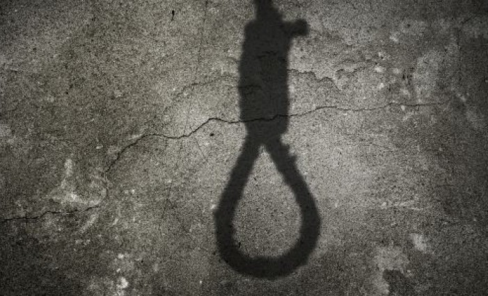 Τραγωδία στη Σαντορίνη: Αυτοκτόνησε πατέρας δύο παιδιών στην είσοδο του σπιτιού του - Φωτογραφία 1
