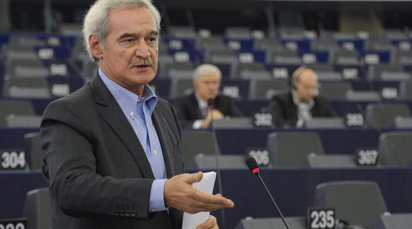 Αίτημα Ν.Χουντή για συζήτηση στην Ολομέλεια του Ευρ. Κοινοβουλίου των διαπραγματεύσεων Ελλάδας-Δανειστών για τα εργασιακά - Φωτογραφία 1