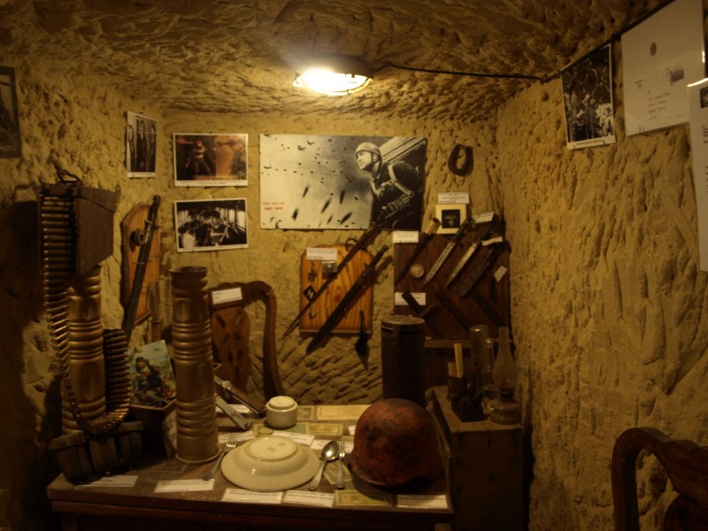 Το καταφύγιο - μουσείο των Χανίων που ζωντανεύει μνήμες του ’41 - Φωτογραφία 8