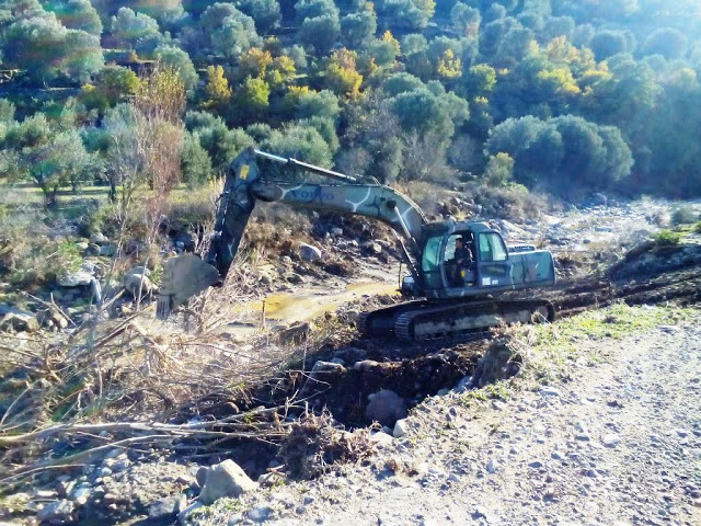 Κοινωνική Προσφορά - Εκτέλεση Έργων σε Περιοχές που Επλήγησαν από τις Πλημμύρες στη Λέσβο. - Φωτογραφία 6