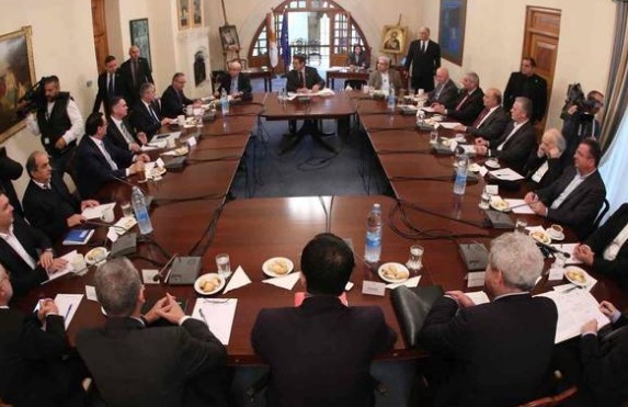 Ραγδαίες εξελίξεις στο Κυπριακό: Ξεκίνησε το Εθνικό Συμβούλιο - Υπό όρους η συμμετοχή των κομμάτων - Φωτογραφία 1