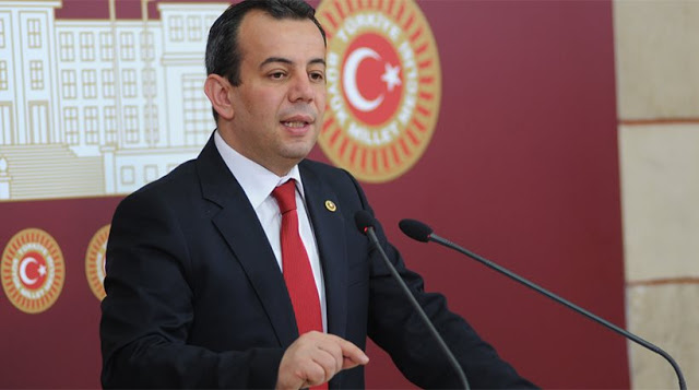 Τούρκος βουλευτής: Θα υψώσω στα νησιά την τουρκική σημαία και θα στείλω την ελληνική πίσω με κούριερ - Φωτογραφία 1