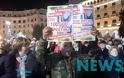Ο γνωστός καστανάς της Θεσσαλονίκης ξαναχτυπά με πλακάτ απέναντι στον Μπουτάρη