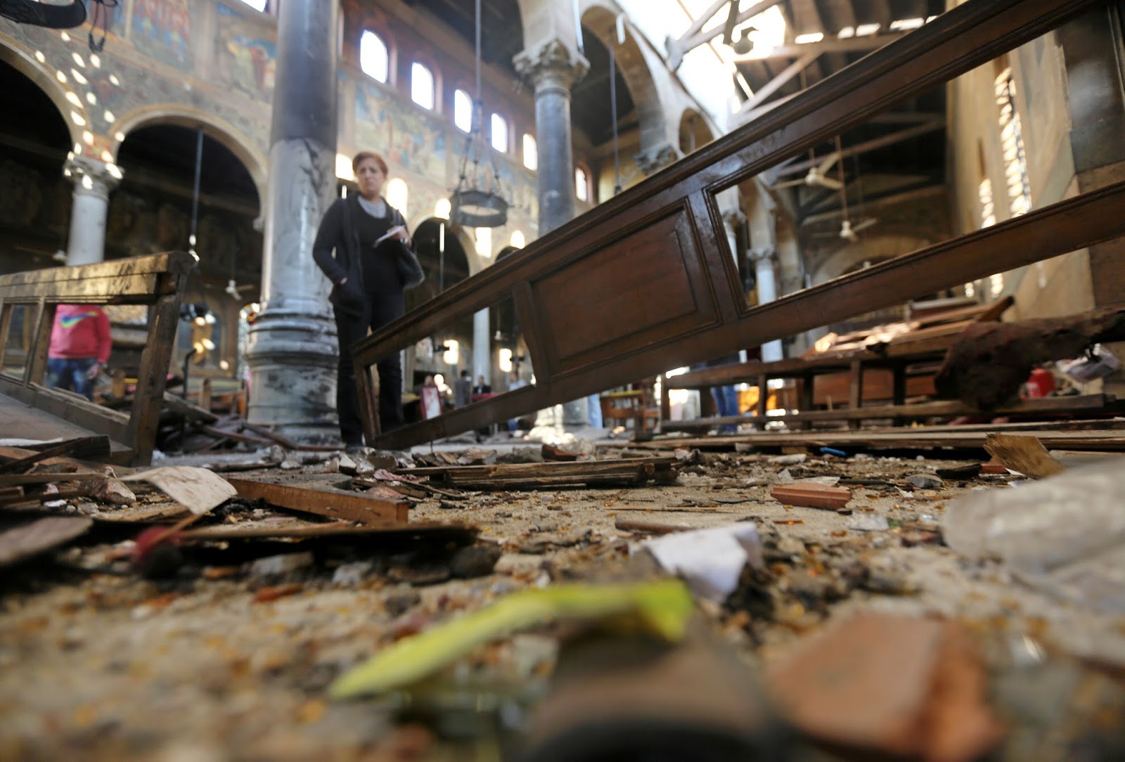 Αίγυπτος: 25 οι νεκροί από την επίθεση σε χριστιανική εκκλησία - Φωτογραφία 4
