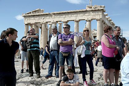 Περισσότεροι από 900.000 Ρώσοι τουρίστες επισκέφτηκαν την Ελλάδα το 2016 - Φωτογραφία 1