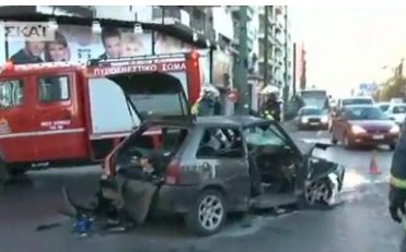 Καραμπόλα στη Συγγρού με έξι σοβαρά τραυματίες - Κυκλοφοριακό χάος - Φωτογραφία 1