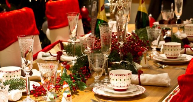 Πόσο θα κοστίσει το χριστουγεννιάτικο τραπέζι - Φωτογραφία 1