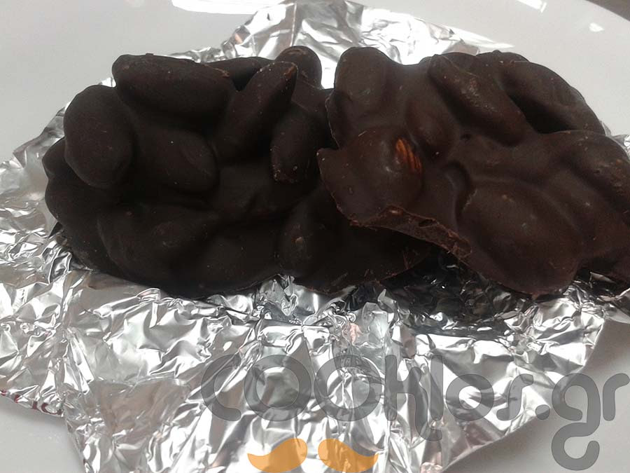 Η συνταγή της Ημέρας: Σοκολατάκια με αμύγδαλα (ανώμαλα) - Φωτογραφία 1