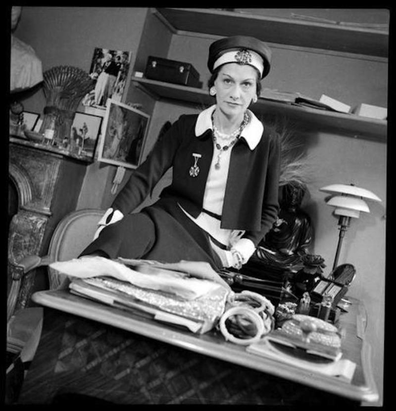 H εμμονή της Coco Chanel με τη σουίτα 302 του ξενοδοχείου Ritz και η αληθινή σχέση της με τους Ναζί - Φωτογραφία 7