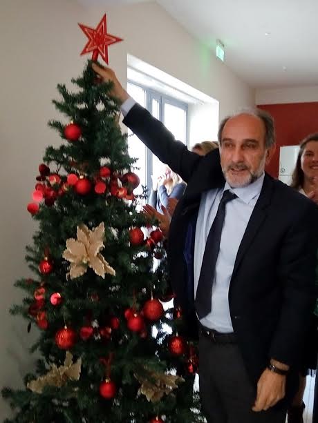 Τα παιδιά της «Μέριμνας» στόλισαν το χριστουγεννιάτικο δένδρο του Περιφερειακού Συμβουλίου Δυτικής Ελλάδας - Φωτογραφία 3