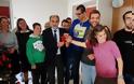 Τα παιδιά της «Μέριμνας» στόλισαν το χριστουγεννιάτικο δένδρο του Περιφερειακού Συμβουλίου Δυτικής Ελλάδας