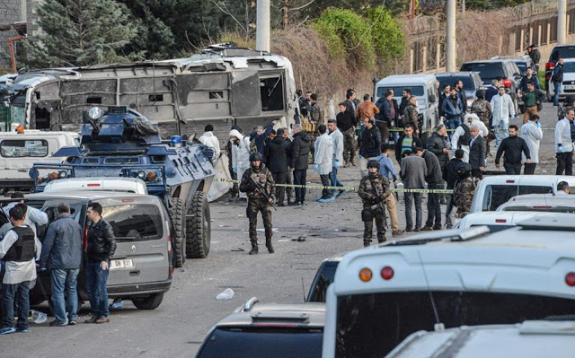 Τουρκία: Έκρηξη σε λεωφορείο που μετέφερε στρατιώτες στην Καισάρεια - Φωτογραφία 1
