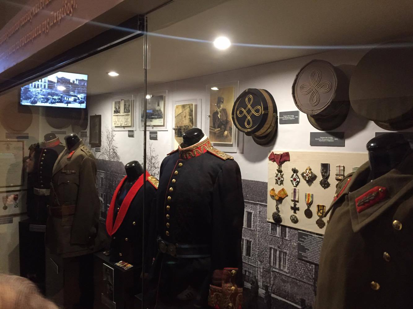 Eγκαινιάστηκε το στρατιωτικό μουσείο στις εγκαταστάσεις της ΣΜΥ στα Τρίκαλα - Φωτογραφία 4