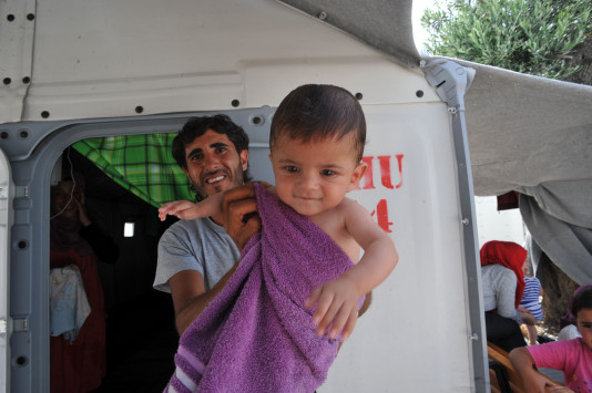 Νέες καραβιές μεταναστών από την Τουρκία - Έφτασαν 164 άτομα σε λίγες μόλις ώρες! - Φωτογραφία 1