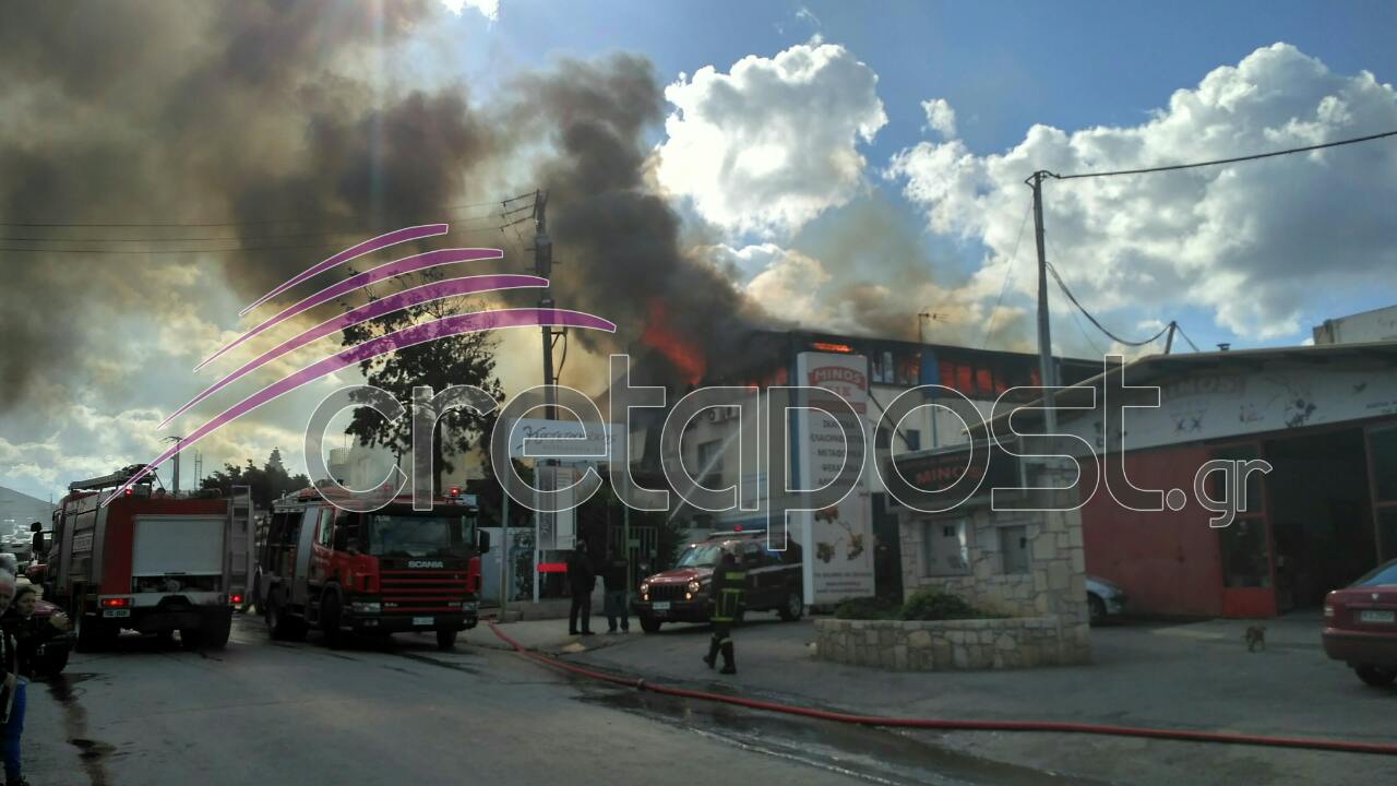 Κρήτη: Στάχτη και αποκαίδια άφησε πίσω της η φωτιά στο εργοστάσιο ξυλείας - Φωτογραφία 3
