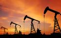 Wood Mackenzie: Το πετρέλαιο πρέπει να μείνει στα 55 δολ. για να ανακάμψει η αγορά