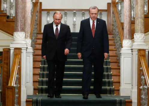Ο Πούτιν αδειάζει τον Ερντογάν: Δεν ξέρουμε ποιός είναι πίσω από τον δολοφόνο - Φωτογραφία 1