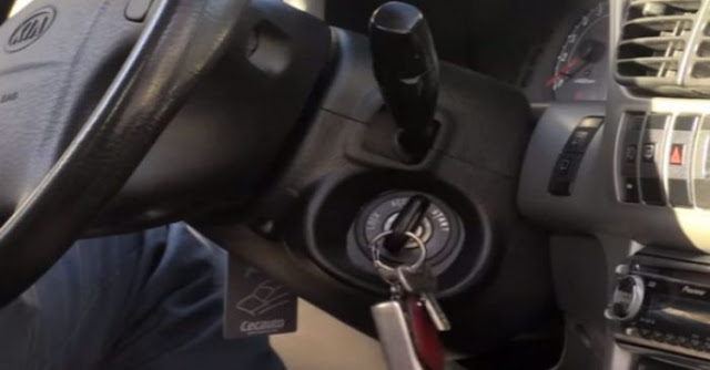 Μείνατε από μπαταρία; – Δείτε στο βίντεο πως θα βάλετε μπροστά το αμάξι μόνο με ένα… σκοινί - Φωτογραφία 1
