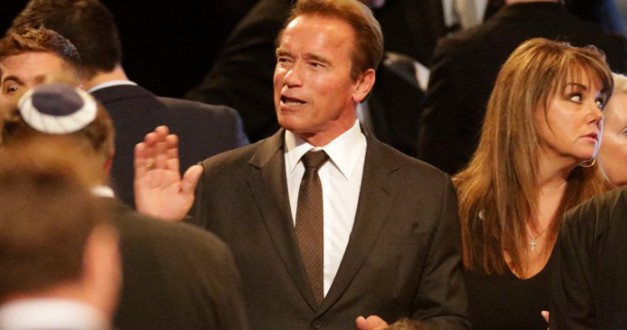 Schwarzenegger: Όταν με βλέπω στον καθρέφτη, κάνω εμετό - Φωτογραφία 1