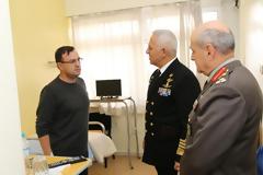 Επίσκεψη Αρχηγού ΓΕΕΘΑ σε Στρατιωτικά Νοσοκομεία