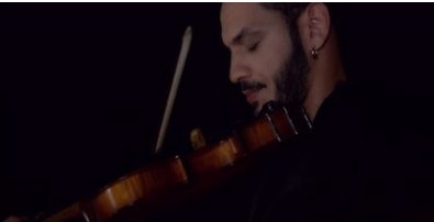 Σολίστ στο βιολί ο κούκλος γιος του μεγάλου Βασίλη Σαλέα [video] - Φωτογραφία 1