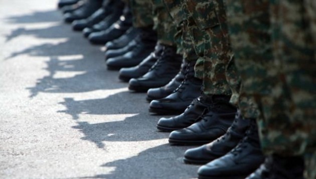 Δεκαοχτάρηδες στο «χακί» στα σχέδια του υπουργείου Άμυνας - Φωτογραφία 1
