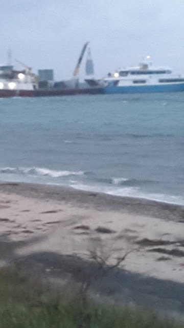 ΒΙΝΤΕΟ- η μεταφόρτωση του «φορτίου» του Alcatras σε τουρκικό πλοιάριο στην ΚΩ - Φωτογραφία 2