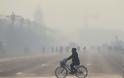 Δείτε ένα εντυπωσιακό timelapse να καταγράφει το Πεκίνο καθώς βυθίζεται σε τοξικό νέφος