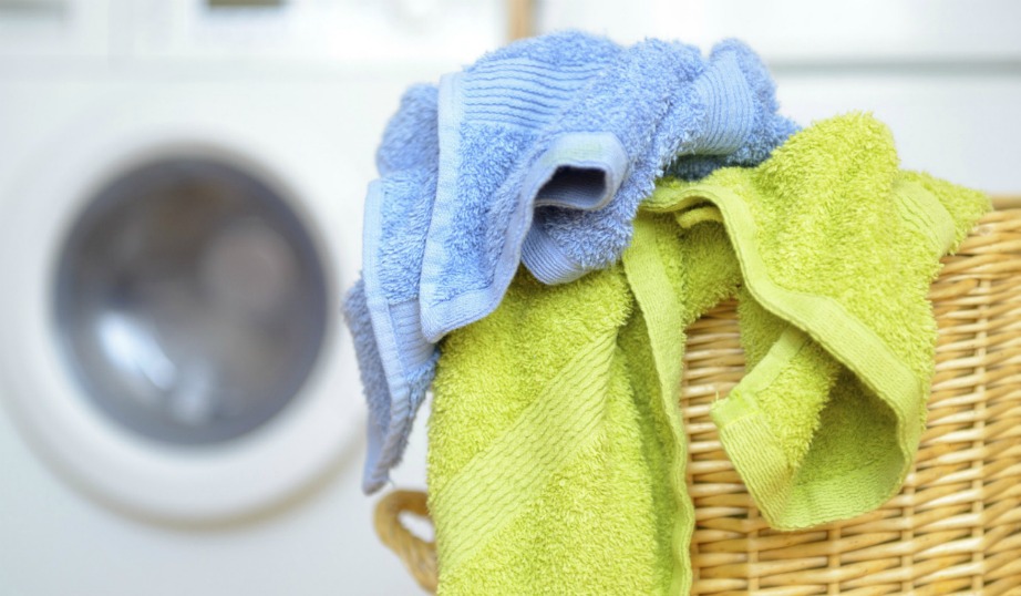 Πώς να απομακρύνετε τη βαφή μαλλιών από τις πετσέτες; - Φωτογραφία 1