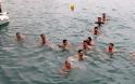 Κρήτη: Κολυμβητές σχημάτισαν τον Τίμιο Σταυρό - Φωτογραφία 2