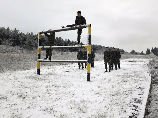 Φωτό - Έλληνες κομάντο εκπαιδεύονται στο χιόνι! - Φωτογραφία 9