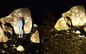 Τεράστιοι βράχοι έπεσαν σε δρόμο στην Κίσσαμο [photos]
