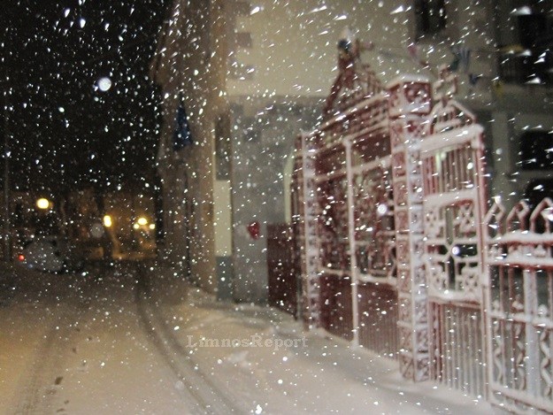 Η χιονισμένη Μύρινα της Λέσβου σε ένα μοναδικό φωτορεπορτάζ - Φωτογραφία 11