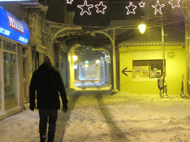 Η χιονισμένη Μύρινα της Λέσβου σε ένα μοναδικό φωτορεπορτάζ - Φωτογραφία 15