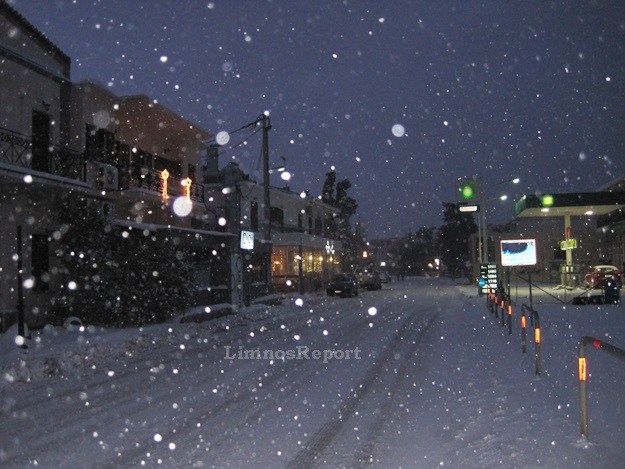 Η χιονισμένη Μύρινα της Λέσβου σε ένα μοναδικό φωτορεπορτάζ - Φωτογραφία 2