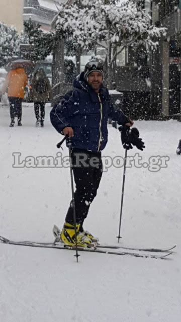 Λαμία: Δείτε να κάνουν σκι στο κέντρο της πόλης - Φωτογραφία 6