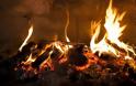 «Φωτιά» στα καύσιμα, με ξύλα και θερμαντικά σώματα ζεσταίνονται τα νοικοκυριά