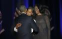 Ο ύμνος αγάπης του Ομπάμα στη Μισέλ: Ξέσπασε σε δάκρυα στην αποχαιρετιστήρια ομιλία του [photos+video] - Φωτογραφία 8