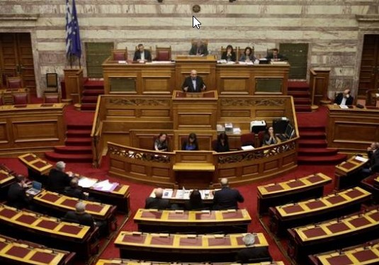 Βουλή: Υπερψηφίστηκε η παράταση μέχρι τις 13 Απριλίου για το «πόθεν έσχες» - Φωτογραφία 1